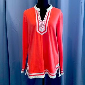 Fun top from CITY HEARTS size Medium. GREAT AS A SWIMSUIT COVER-UP.